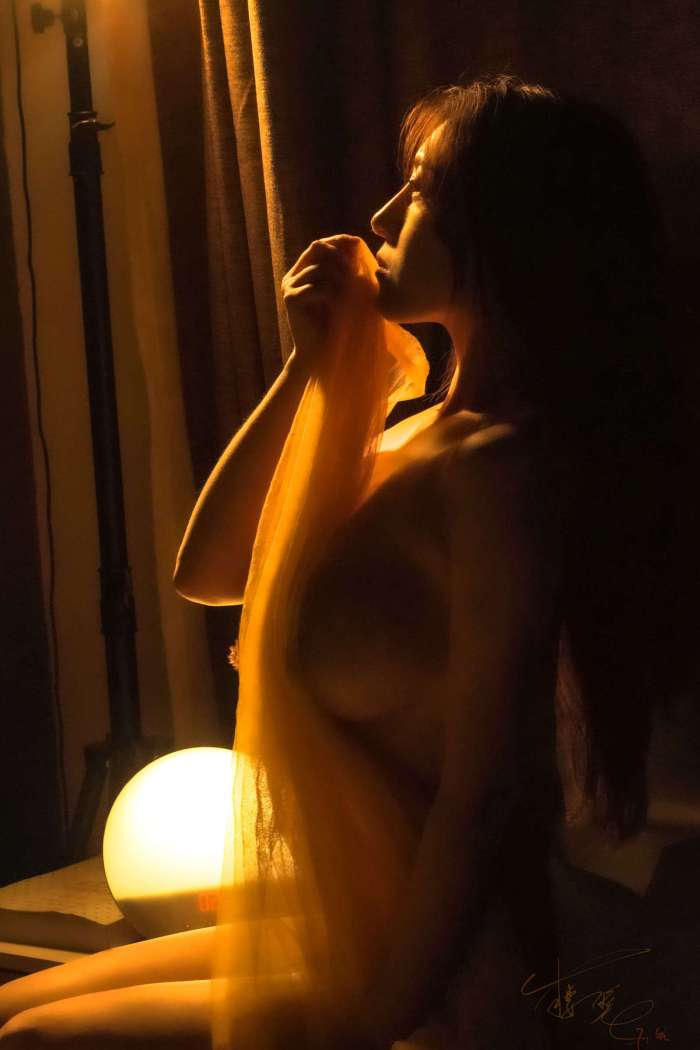 樱晚gigi 戏与梦 [24P1V716MB]