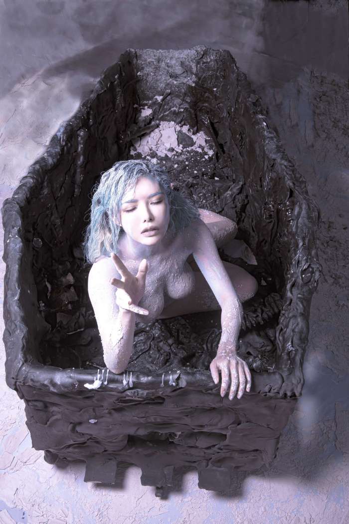 秋和柯基 – 复生 [73P346MB]