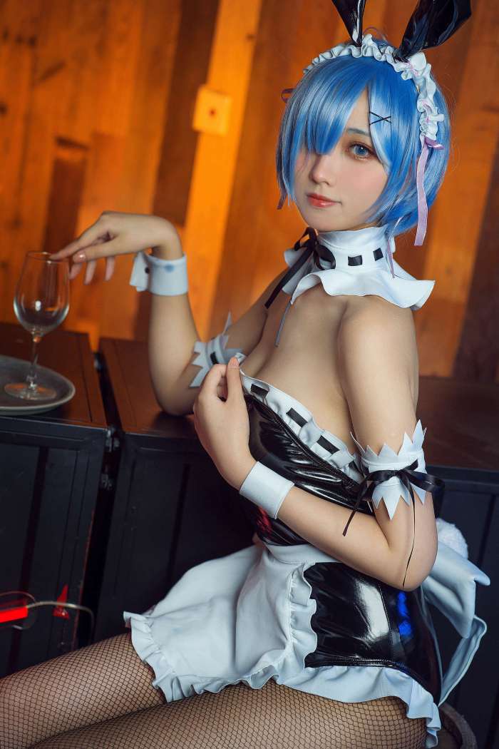 念雪ww –  蕾姆兔女郎 [38P-945MB]