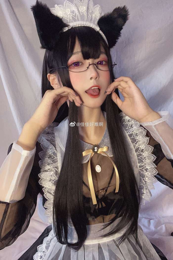 佳佳好难啊 – 猫耳JK+女仆 [18P93MB]