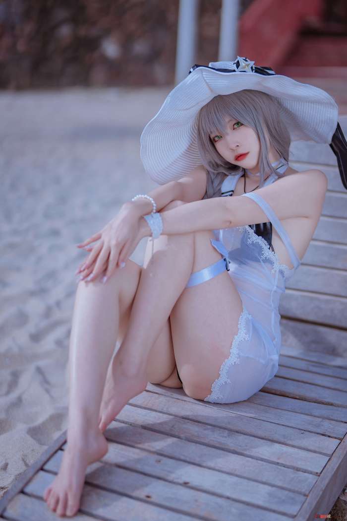 二佐Nisa 碧蓝天鹰泳装 [20P-546MB]