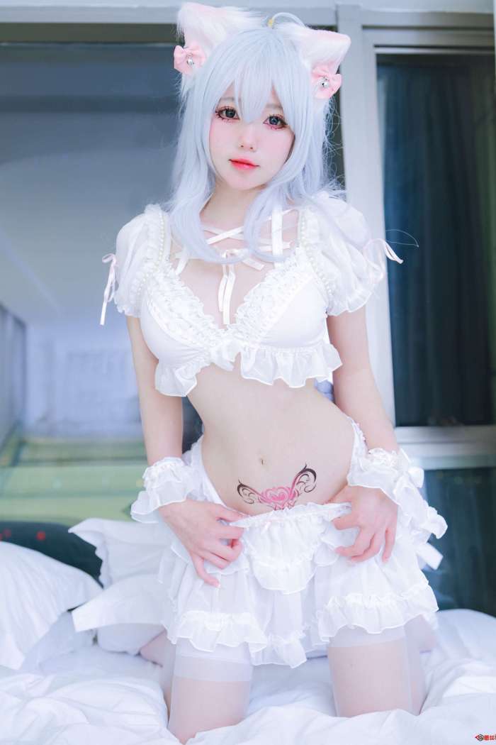 黏黏团子兔 – 粉欲私房 [15P147MB]