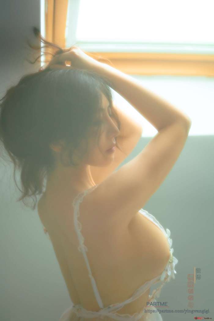 樱晚gigi – 余香[20P-181.1M]