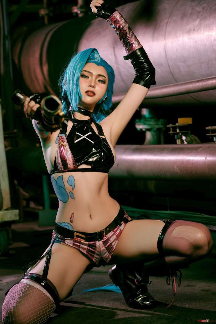 ZinieQ – Jinx Arcane [44P-395M]