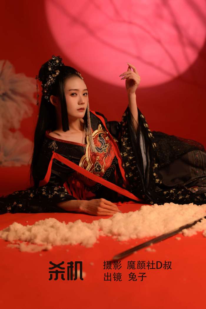 兔子Zzz不吃胡萝卜 – 杀机 [23P-265MB]