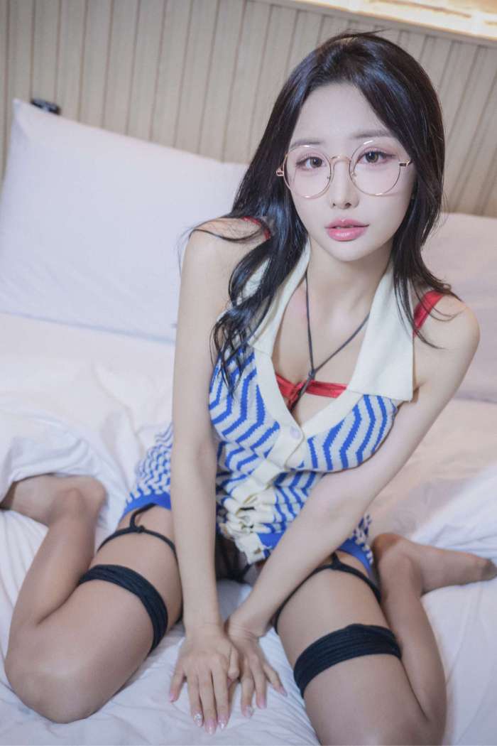 [BLUECAKE] YeonYu – My 247 Slave [151P-2.38GB]