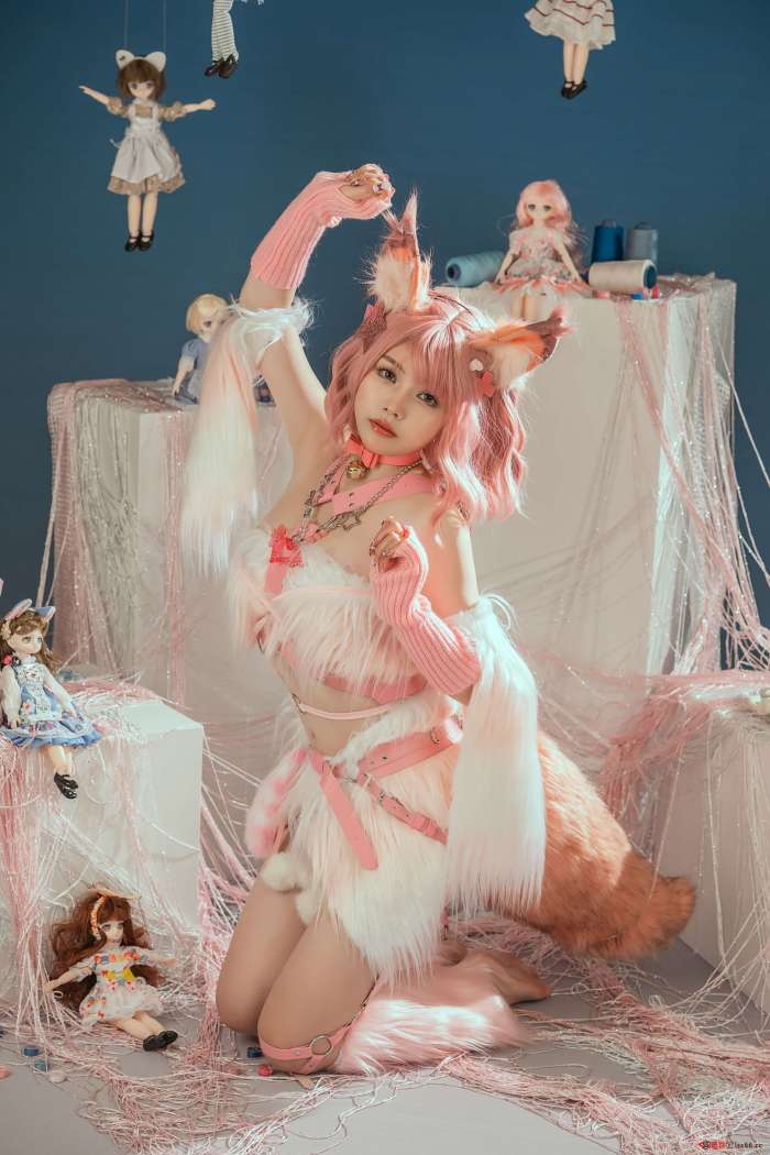 七月喵子 – 幻想兽娘集日食 蒂迟亚希  [24-303MB]