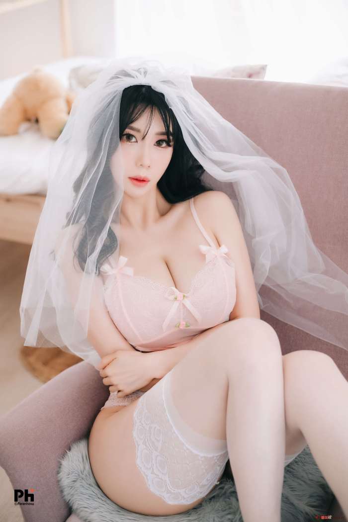 [Paranhosu] Sia – SPhoto Book Vol.7 Pink Muhly [60P264M]