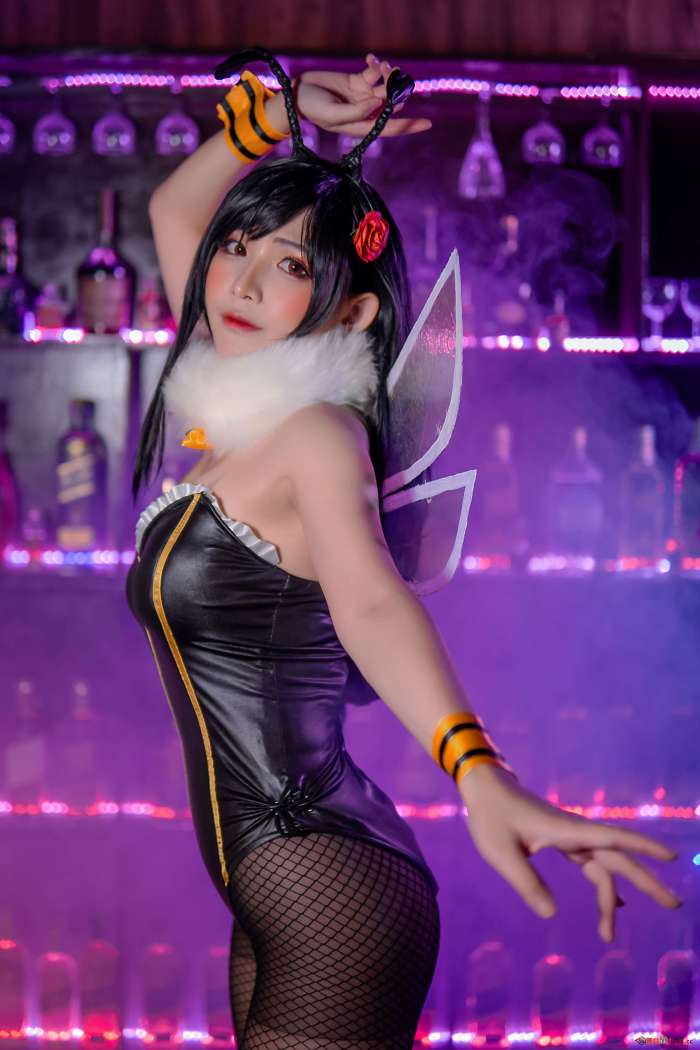 Light Cosplayer – Queen Bee Tifa [21P98MB]