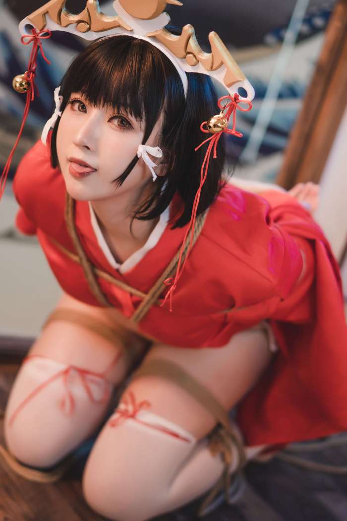 小容仔咕咕咕w – 黑兽巫女辉夜 [31P-305MB]