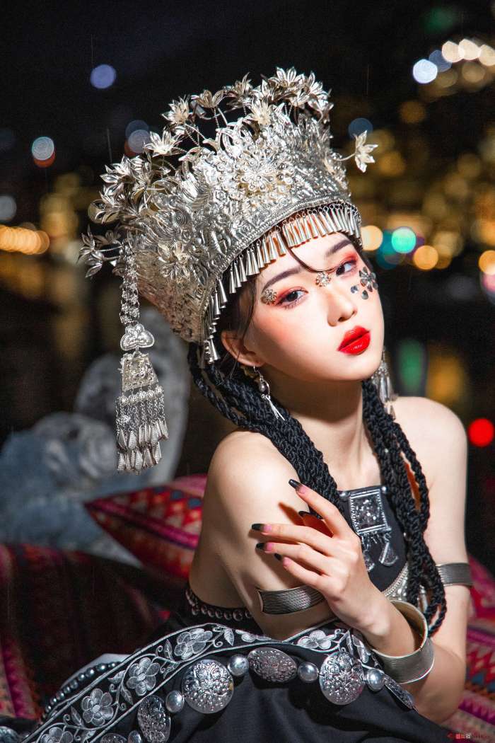 瓦斯塔亚小龙虾 苗疆女子 [18P333MB]