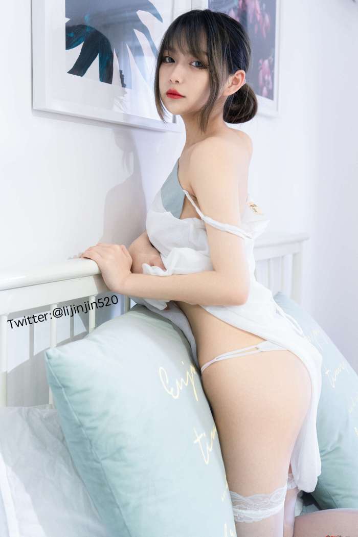 梨瑾瑾 – 室内吊带裙 [20P-226MB]