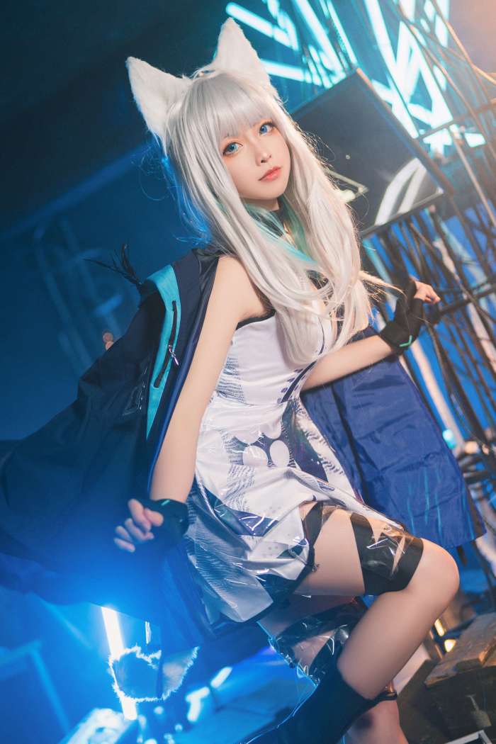 樱岛嗷一 – 迷迭香 [13P149MB]