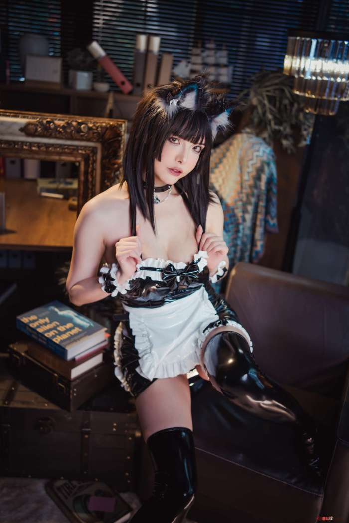 秋和柯基 – 猫女仆 [55P1V1.72GB]