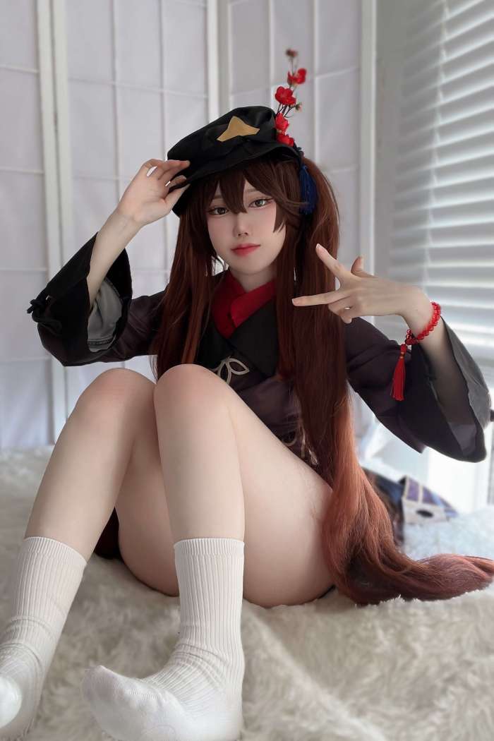 Evawish – Hu Tao [12P23MB]