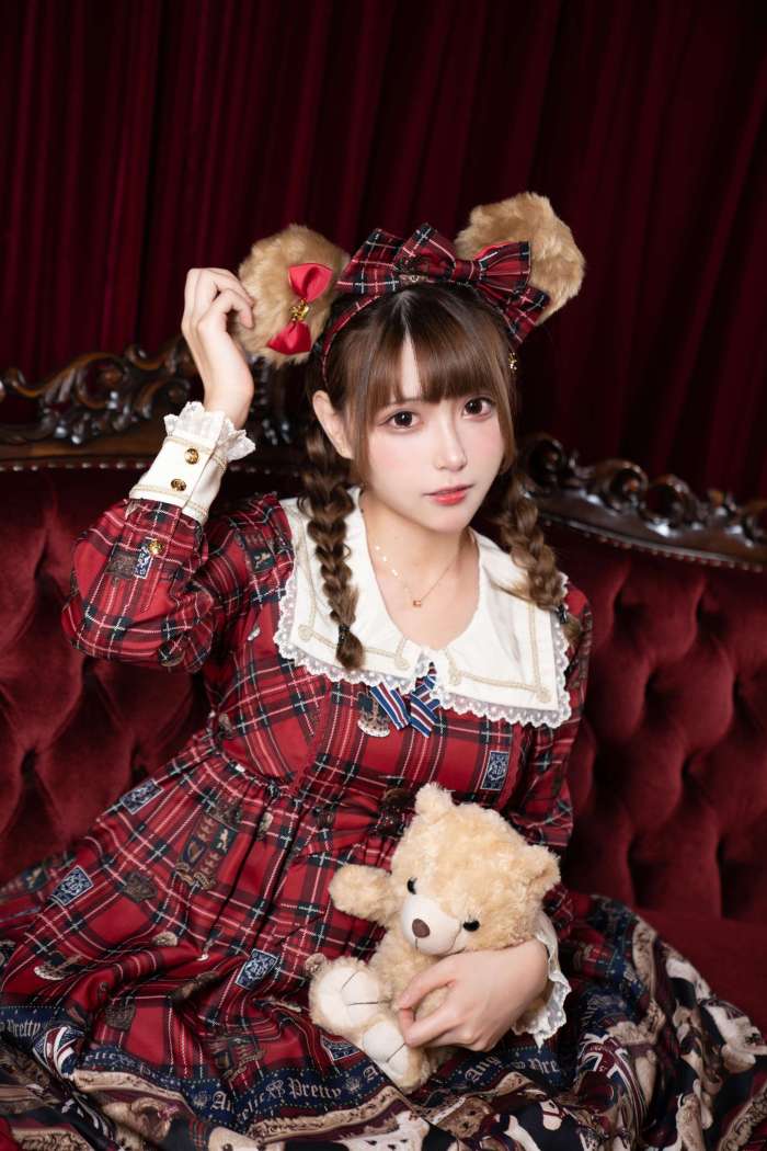 凛子酱 – Lolita 泰迪熊 [10P-24M]