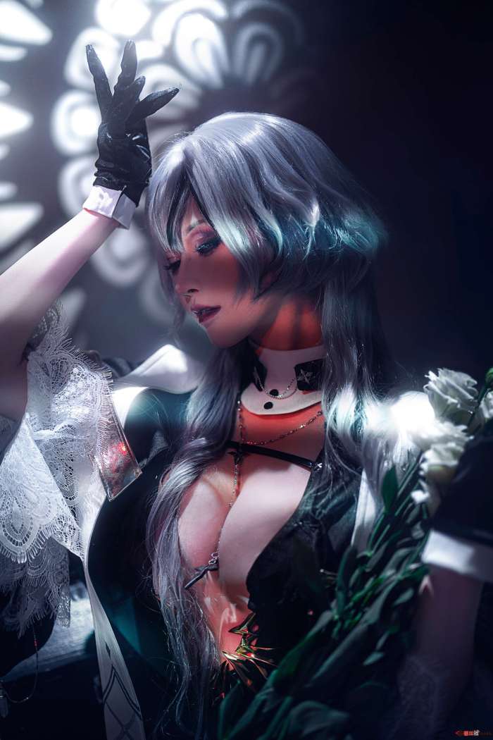 露兒大魔王 – 禁闭者MBCC-S-075 橡木匣 [18P202MB]