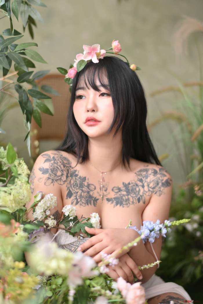 [PhotoBook] Boyeon – Nude Flower [55P110M]