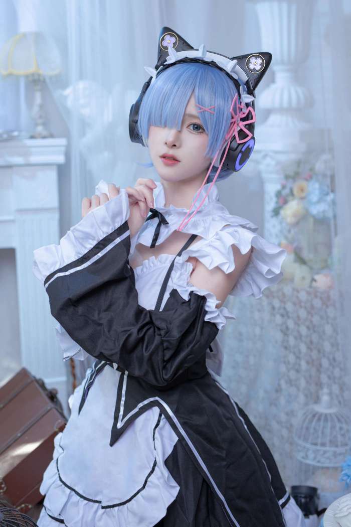 腥味猫罐 – REM蕾姆 [12P57MB]