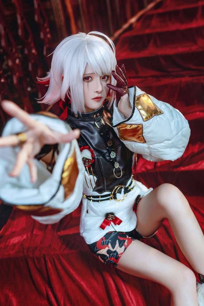 腥味猫罐 – 米诺桃斯 [19P171MB]