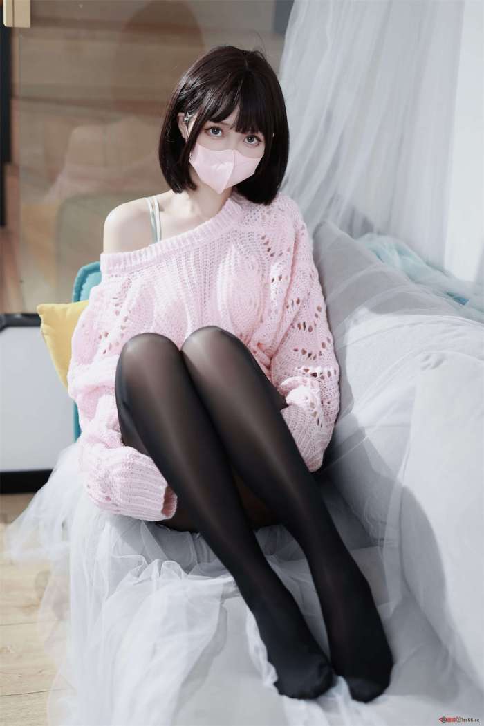 洛桑w伊梓 – 升玖老师毛衣 [40P-202MB]