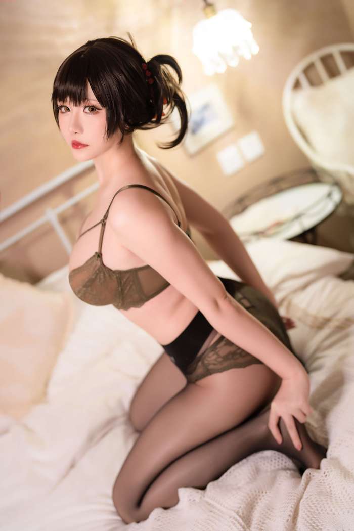 星之迟迟 5月 室内 生香 [106P1V858MB]