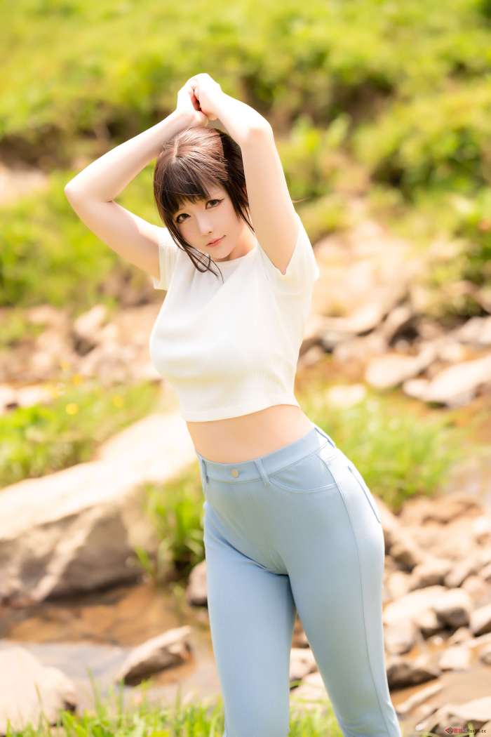 星之迟迟 5月 户外 微风 [56P355MB]