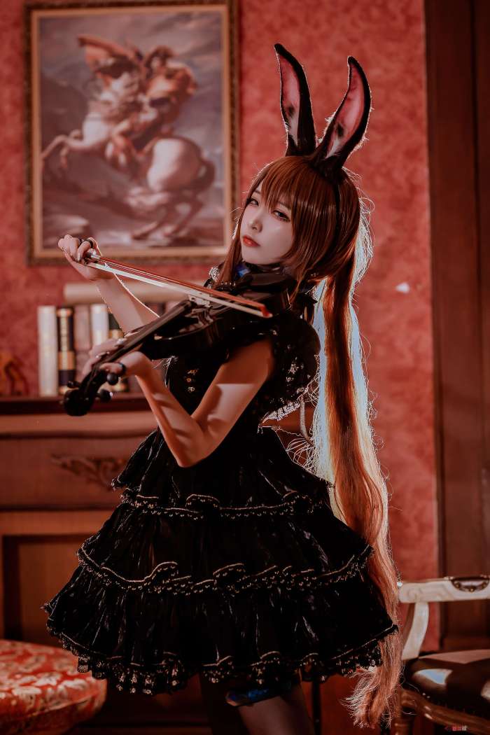 二佐Nisa –  明日方舟阿米娅音乐会 [15P86MB]