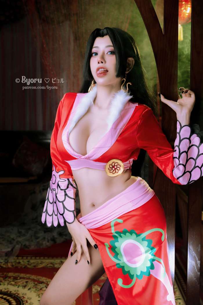 Byoru – Boa Hancock [30P115MB]