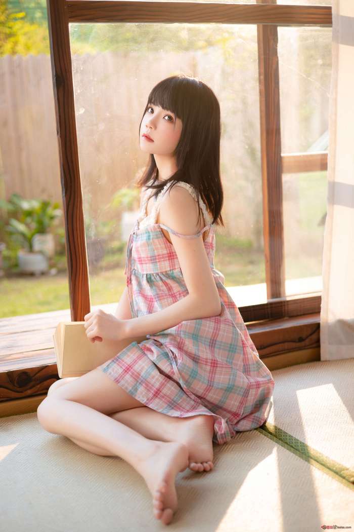 桜桃喵 – 桃子 [48P323MB]