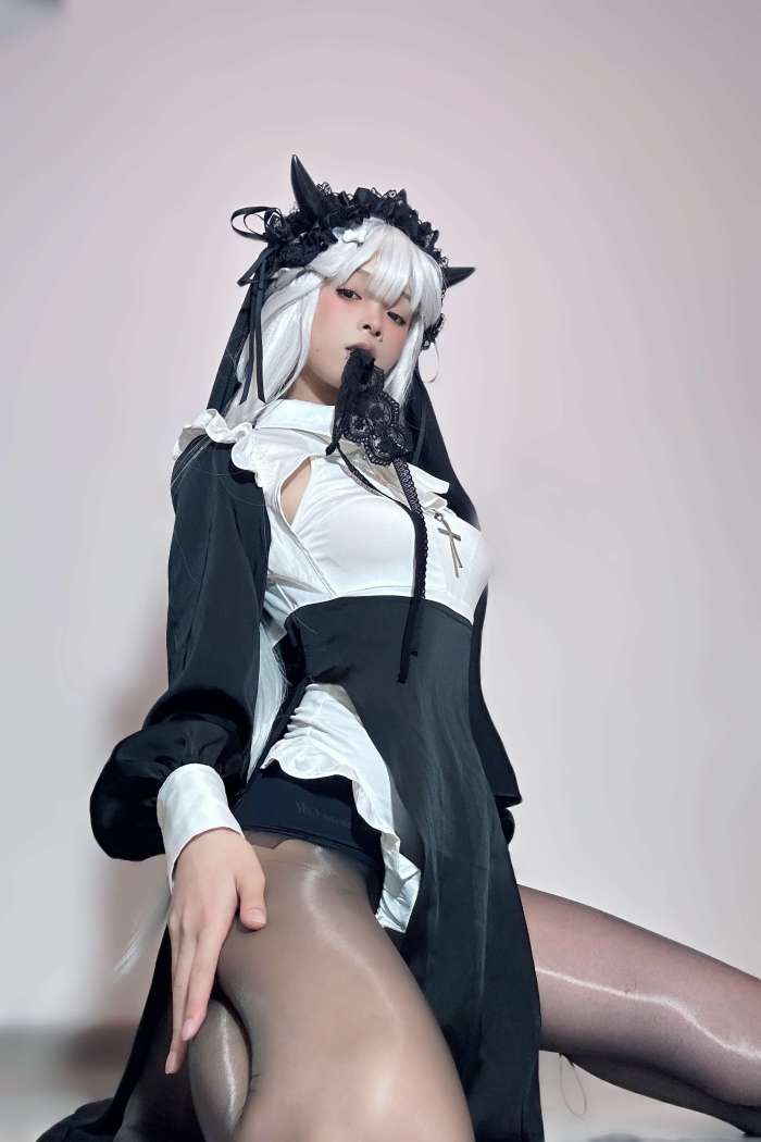 聂傲娇 – 修女 [15P25MB]