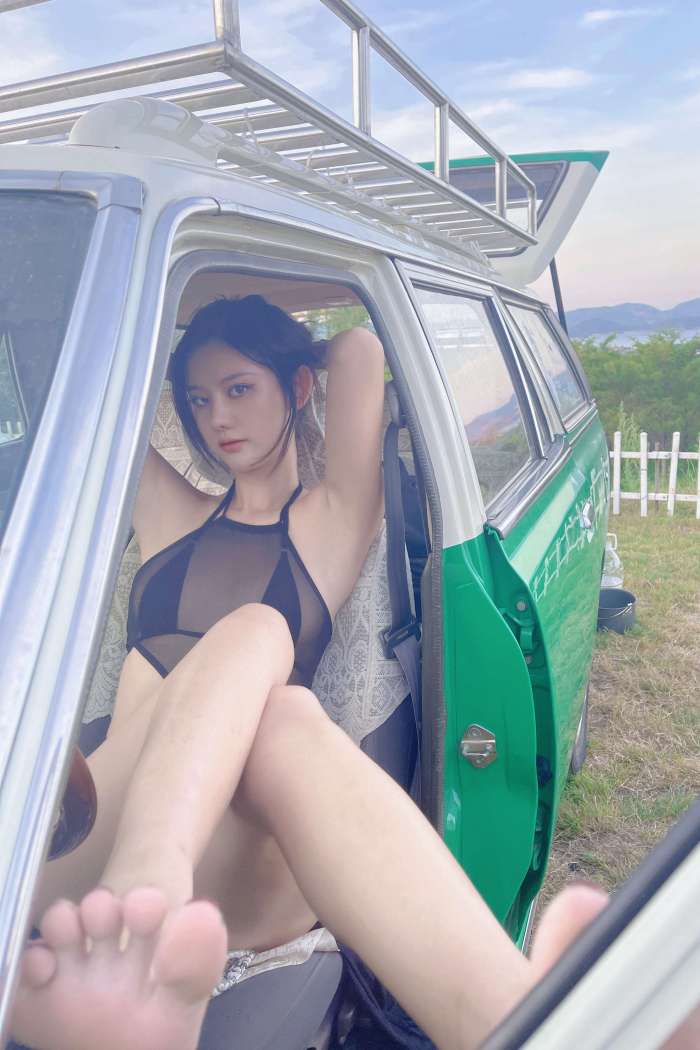 就是阿朱啊 – 好多人拍我，一起玩吧 [31P-87MB]