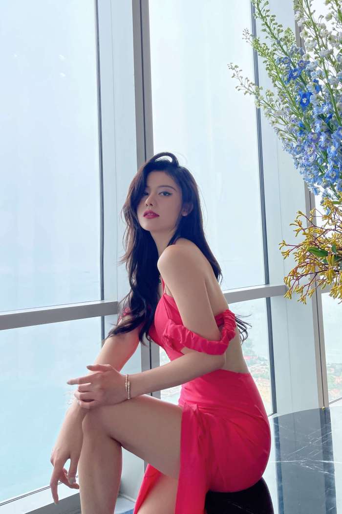 就是阿朱啊 – 粉色的裙摆 [9P-45MB]