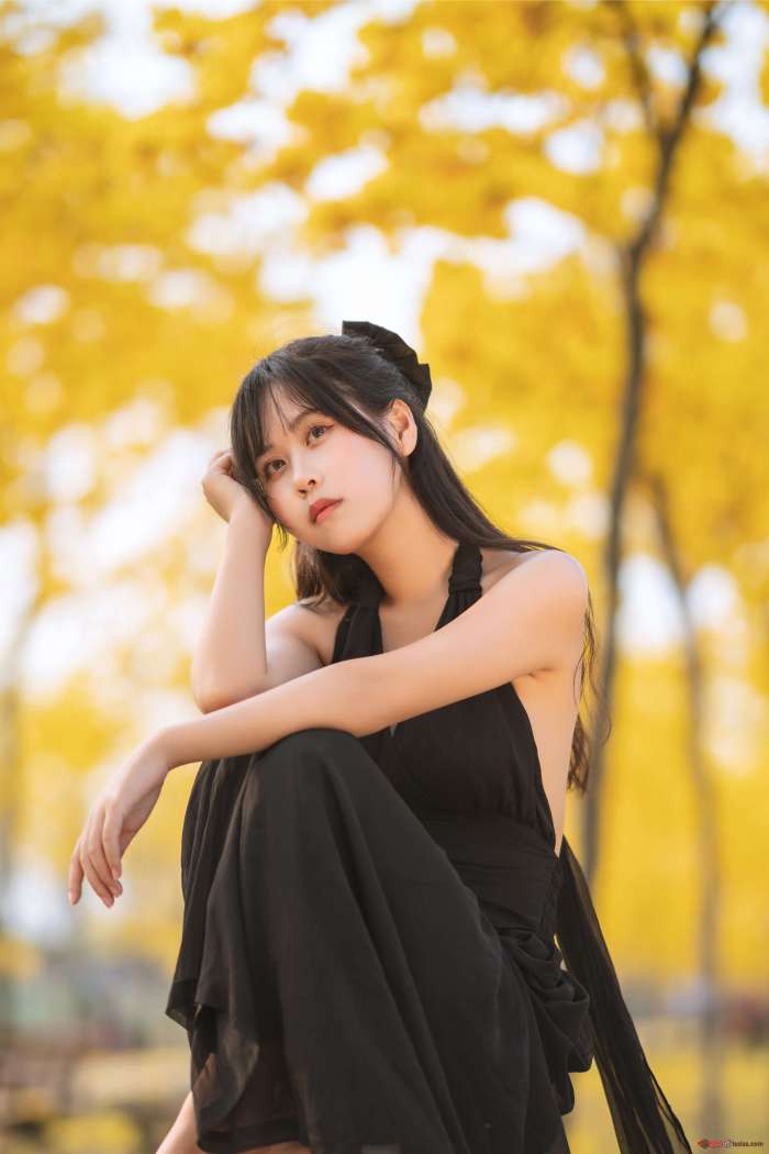 萌芽儿o0 – 秋有银杏 春有黄风铃 [24P170MB]