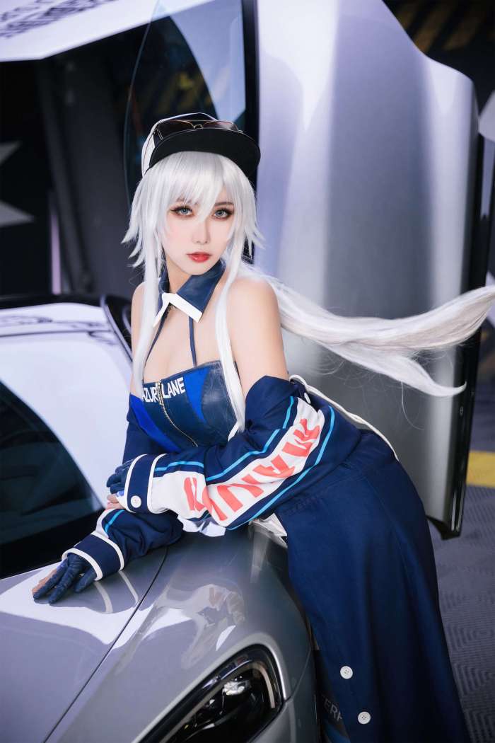 Momoko葵葵&瓜希酱 -碧蓝航线 欧根&企业 赛车女郎 [58P277MB]