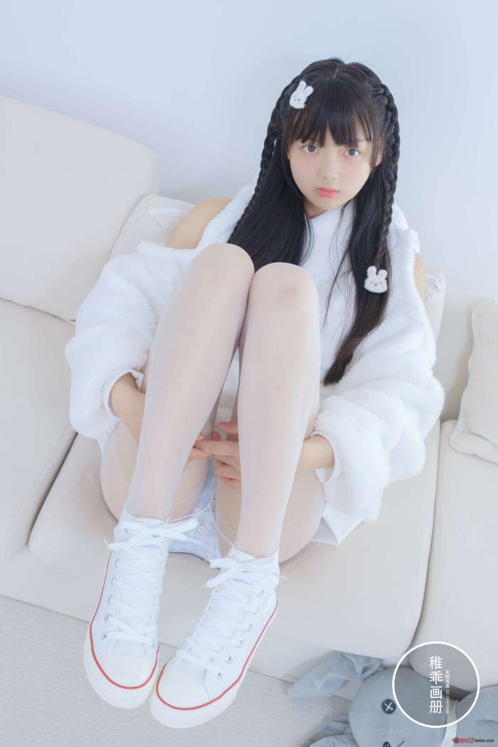 稚乖画册 晴空 赤西夜夜 白丝双马尾 [80P-850MB]