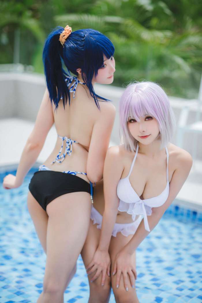 Momoko葵葵&瓜希酱 – 宝多六花 新条茜 泳装 [85P340MB]