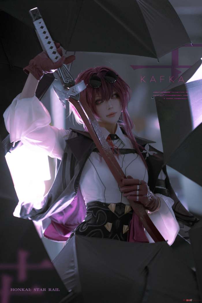 w百合欧皇子w – 卡芙卡 [15P110MB]