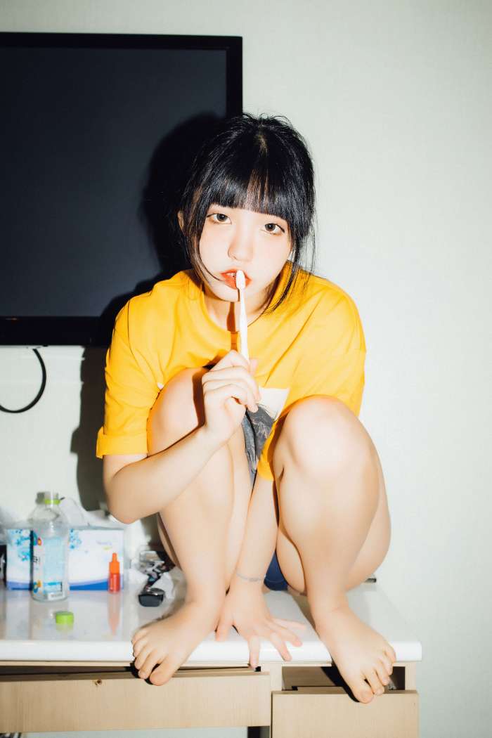 HXHJ NO.004 Jeong Jenny – Jenny is cute – Moon Night Snap[90P-825MB]