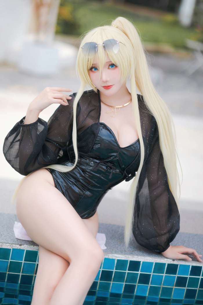 瓜希酱 – 俾斯麦 泳装 [20P58MB]