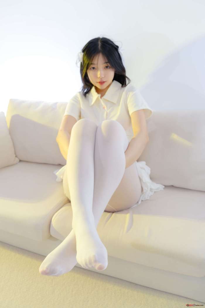 森萝财团 – 内部 小樱05E [100P1V-4.7G]