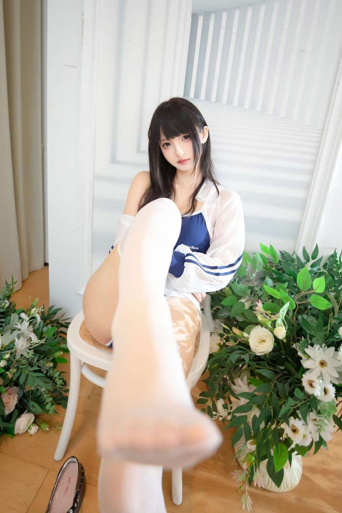 神楽坂真冬 – 夏日泳装 [75P2V287MB]