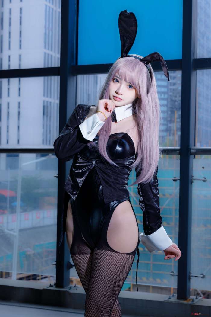 疯猫ss – 紫发礼服兔 [42P440MB]