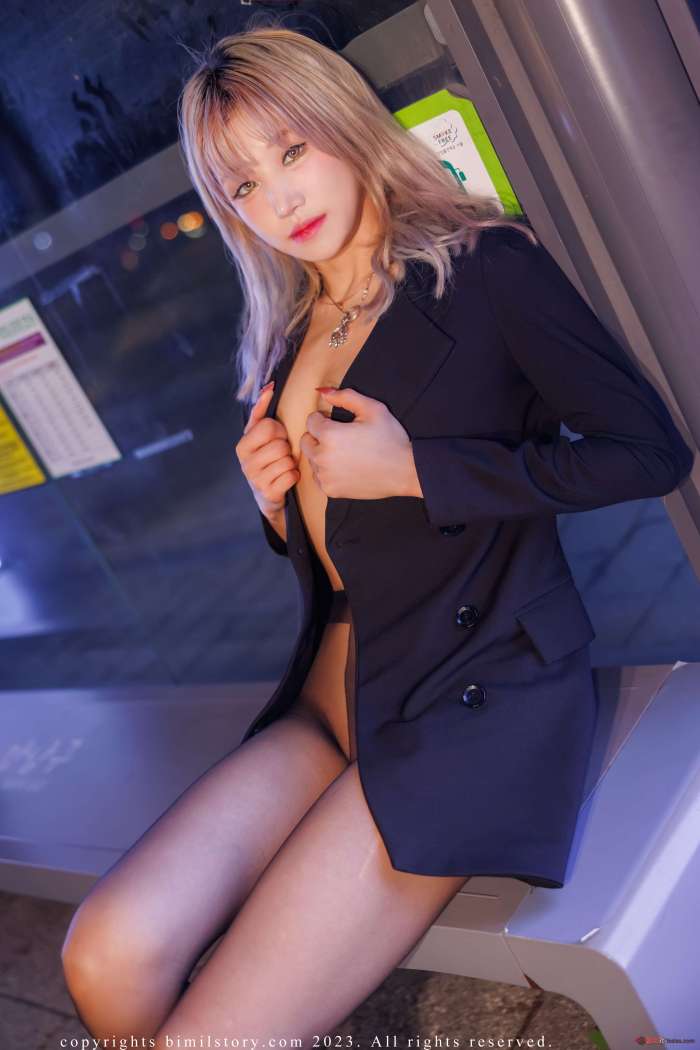 [Bimilstory] Taeri NO.028 Vol.19 Outdoor exposure Following [91P1V-970MB]