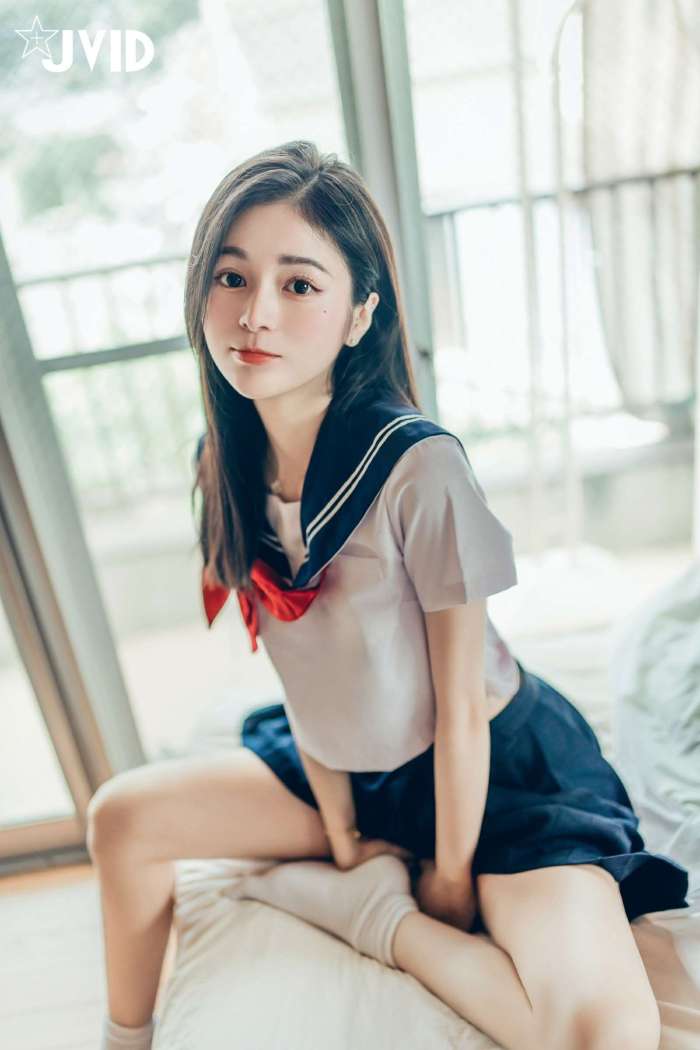 辰辰 – 病娇 [234P145MB]