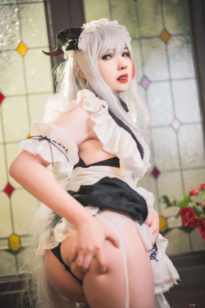 Hatori Sama – Agir Maid (Azur Lane) [11P23MB]