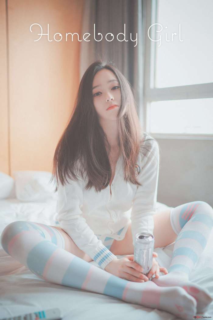 [DJAWA] Photo – Bambi – Homebody Girl [50P-244MB]