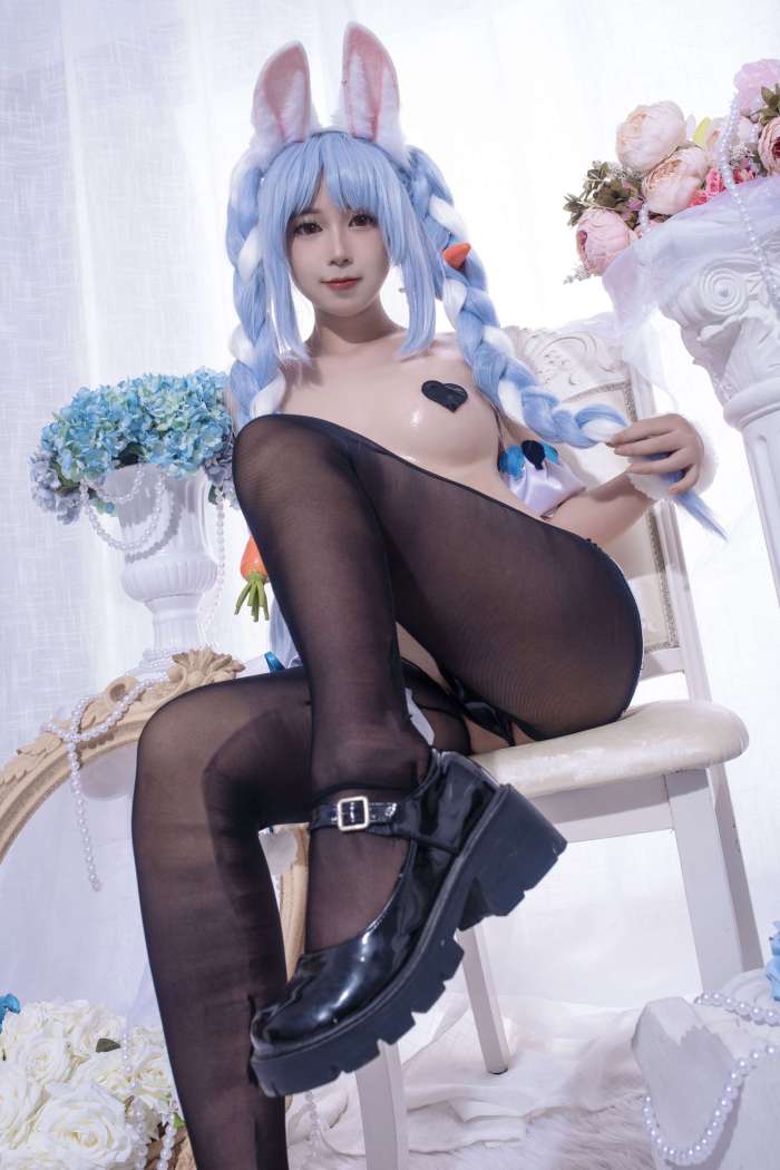 Azure_Channn – PEKORA BUNNY [32P1V98MB]