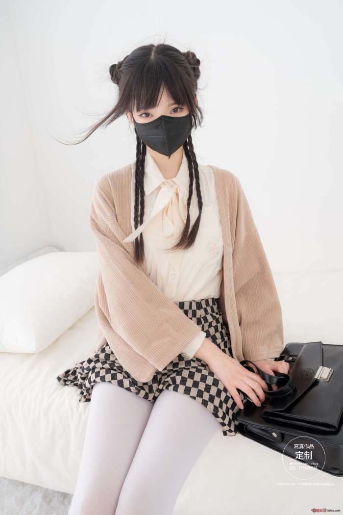 [紧急企划] EX-007 见希w 民国制服 [88P1V1.45GB]