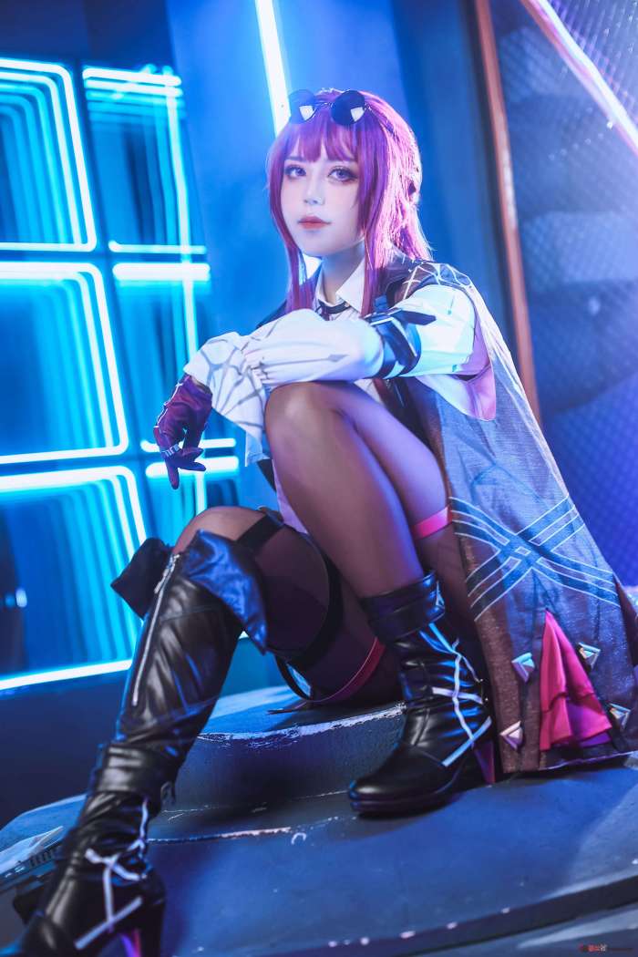 姐崎塔塔 –  星穹铁道 卡芙卡 [9P42MB]